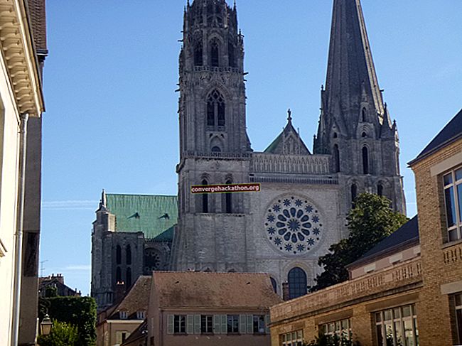 Mont-Saint-Michel dan Chartres