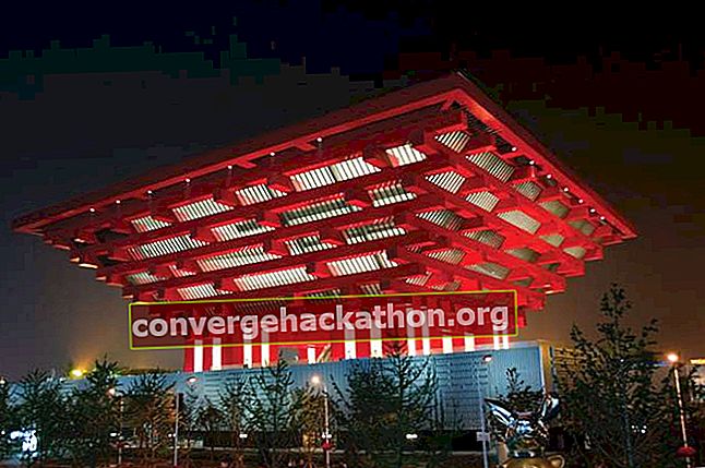 Arsitek He Jingtang merancang paviliun Cina untuk Expo 2010 Shanghai Cina, yang dibuka pada Mei 2010.
